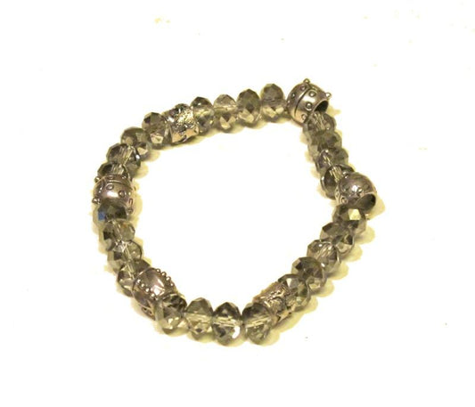 Bracelet with pearls