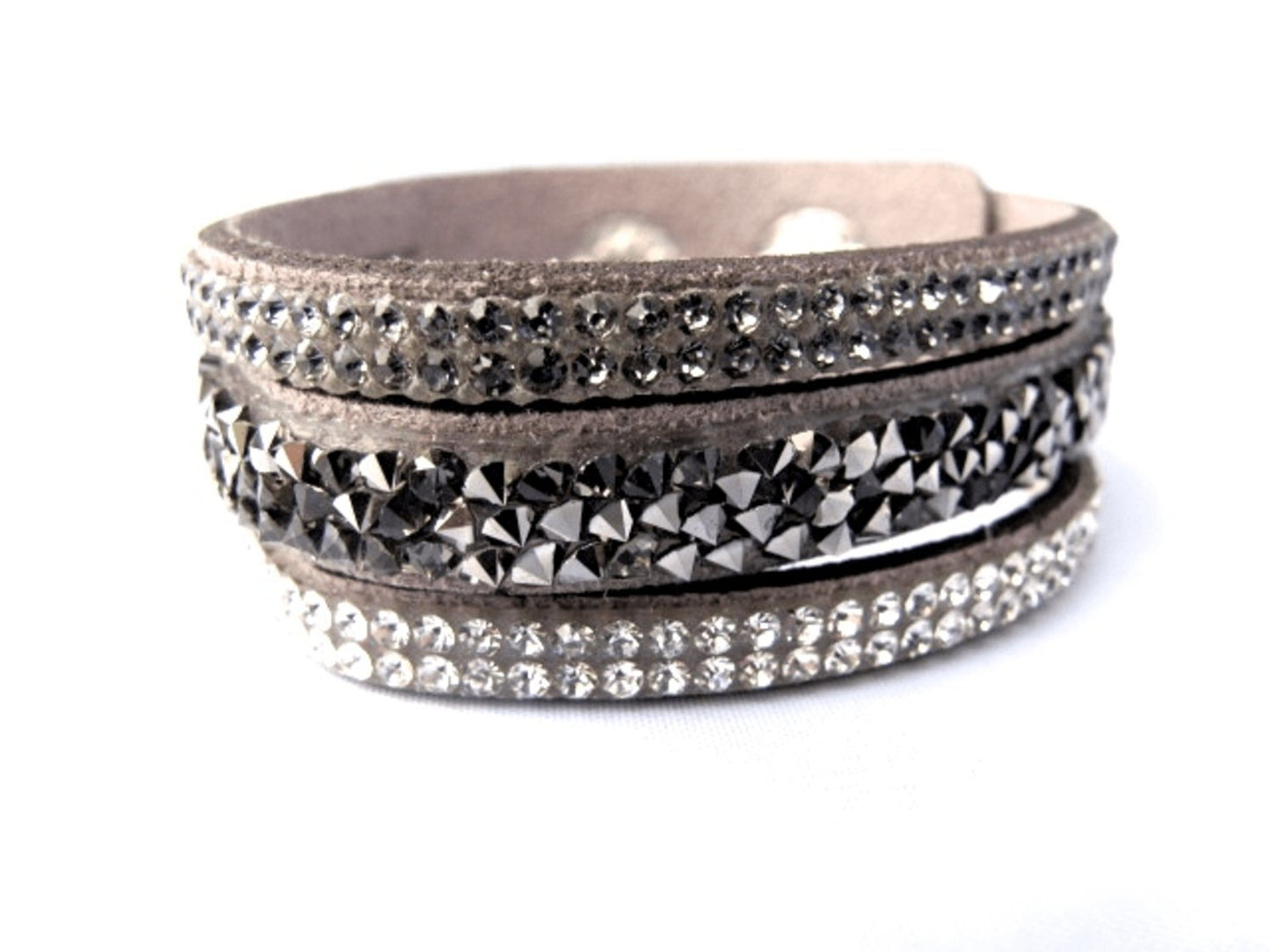 Gray cut leather bracelet with Crystals