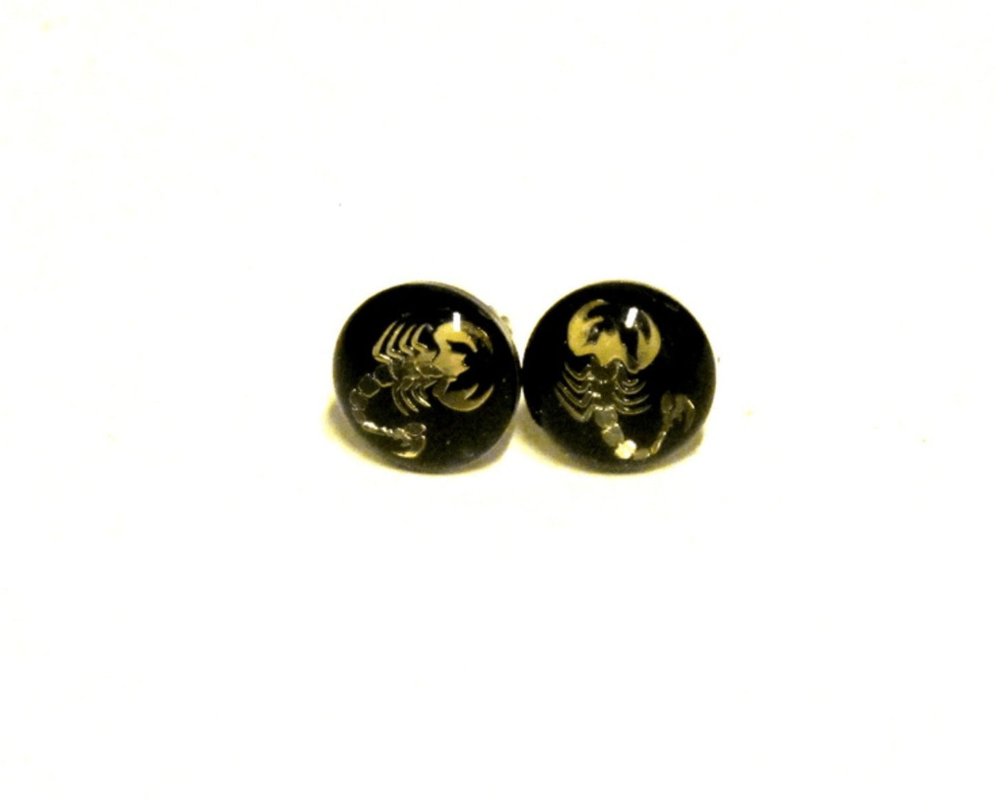 Stud earrings - Scorpion