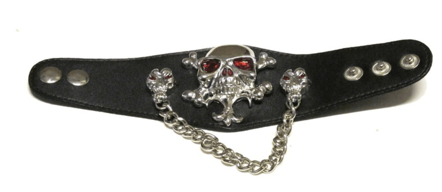 Leather bracelet with skull and chains