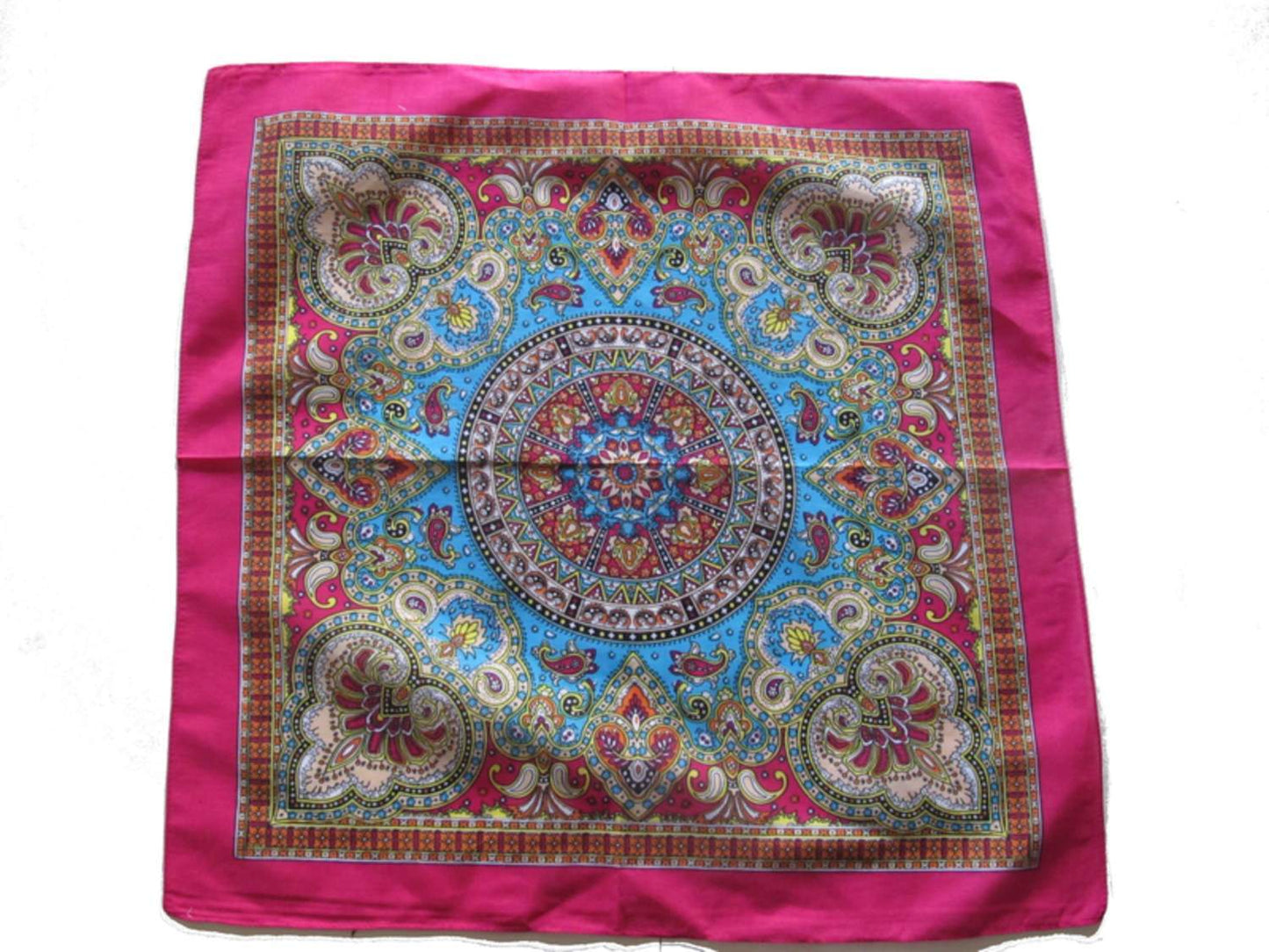 Kuviollinen Pink Bandana -moottoripyörähuivi