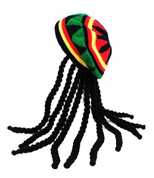 Rasta hattu rastatukkailla