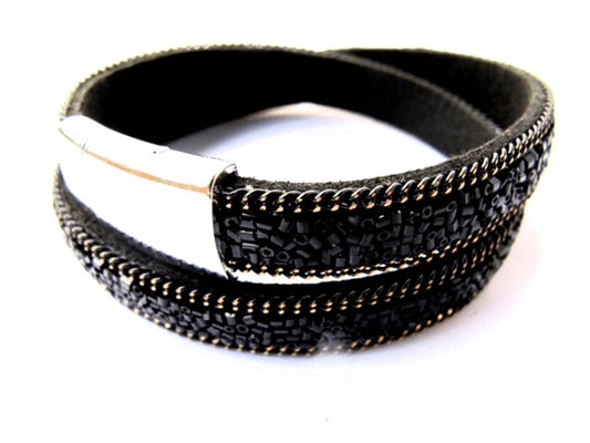 Black double bracelet with black sequins